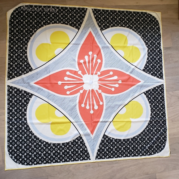 Louis Vuitton Accessories - NWT LOUIS VUITTON silk  wrap scarf